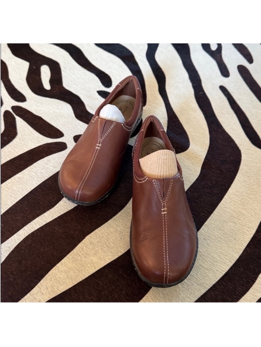 Clark’s Women’s Ashland Joy Leather Slip on Loafer Shoes Sz 8.5 Brown Black